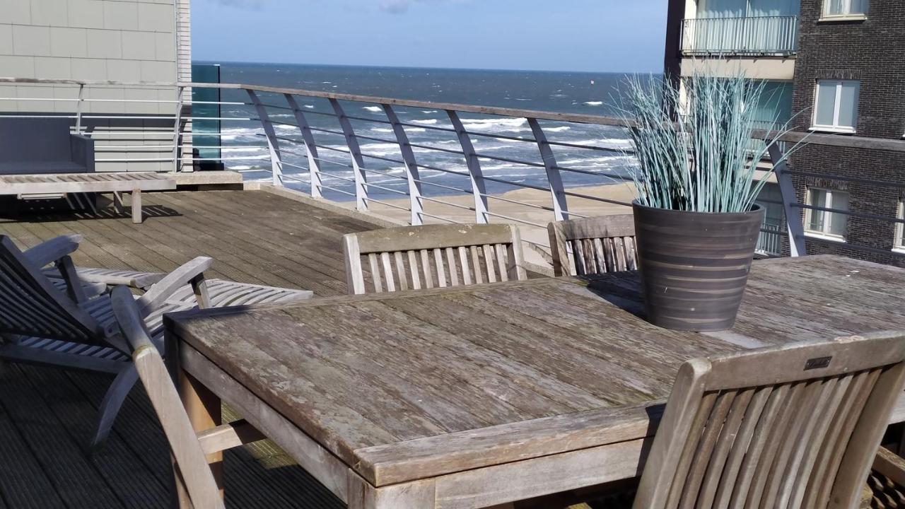 Penthousebeach Koksijde Buitenkant foto